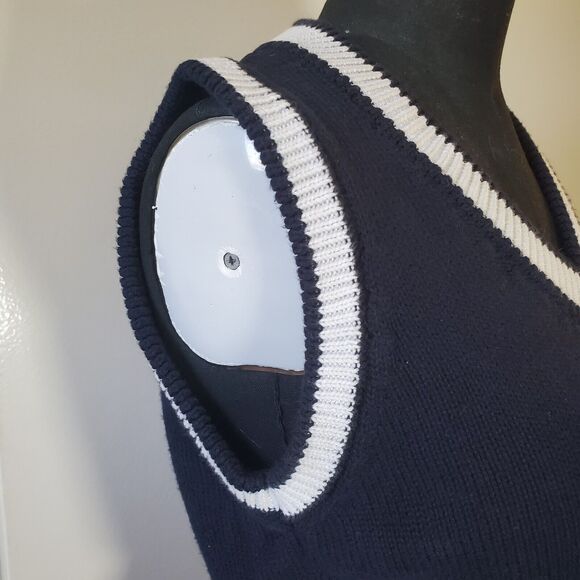 Brandy Melville John Galt Navy Blue & White Striped Cable Knit Sweater Vest Sz M - Picture 7 of 9